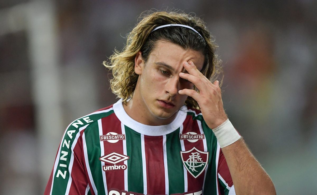 Vice do Fluminense, Mattheus Montenegro, rebate Petraglia e nega calote por Canobbio