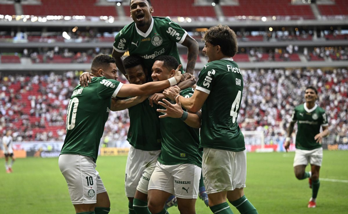 Palmeiras garante R$ 23 milhões com classificação na Liberta e pode lucrar ainda mais