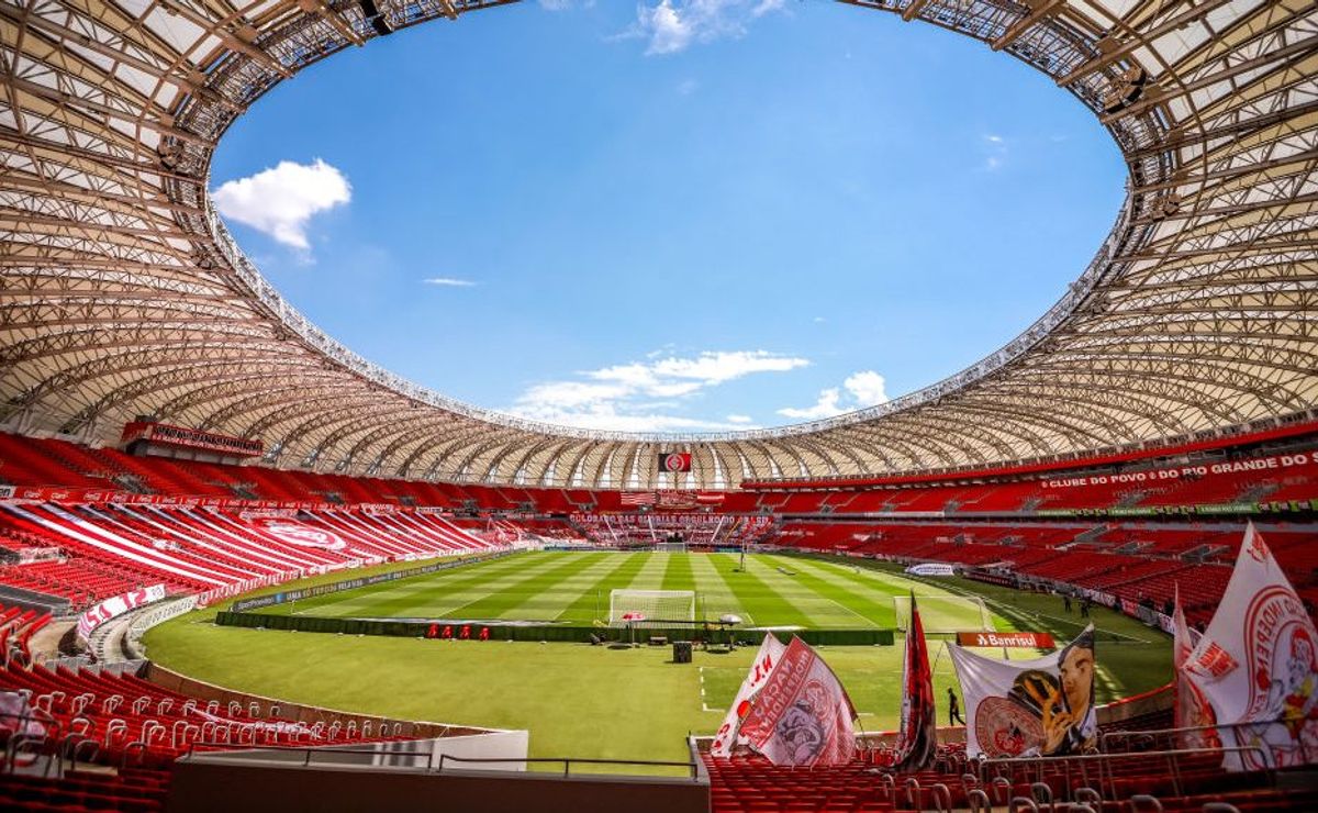 Internacional recebe Copa do Mundo pela terceira vez em seu estádio
