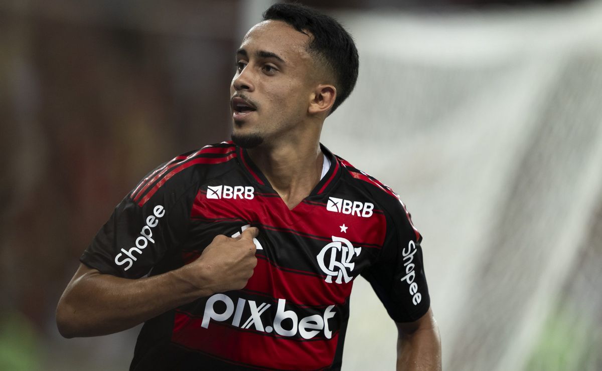 Matheus Gonçalves dá aval para deixar o Flamengo e Araújo nega transferência para o Cruzeiro