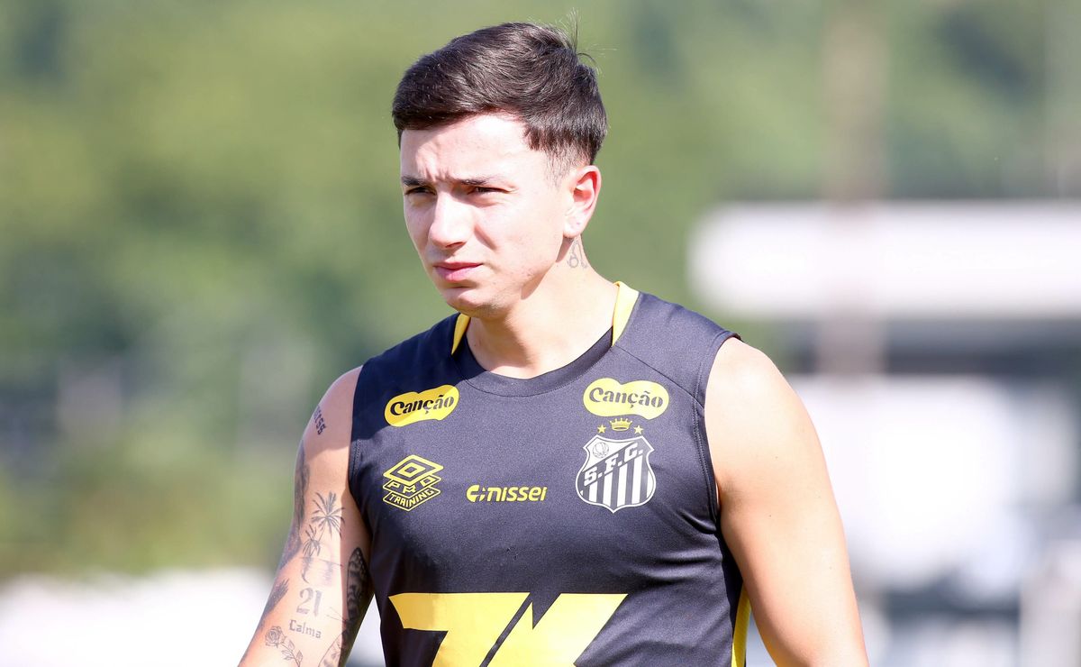 Álvaro Barreal volta, e Santos testa time titular para jogo contra o Ceará