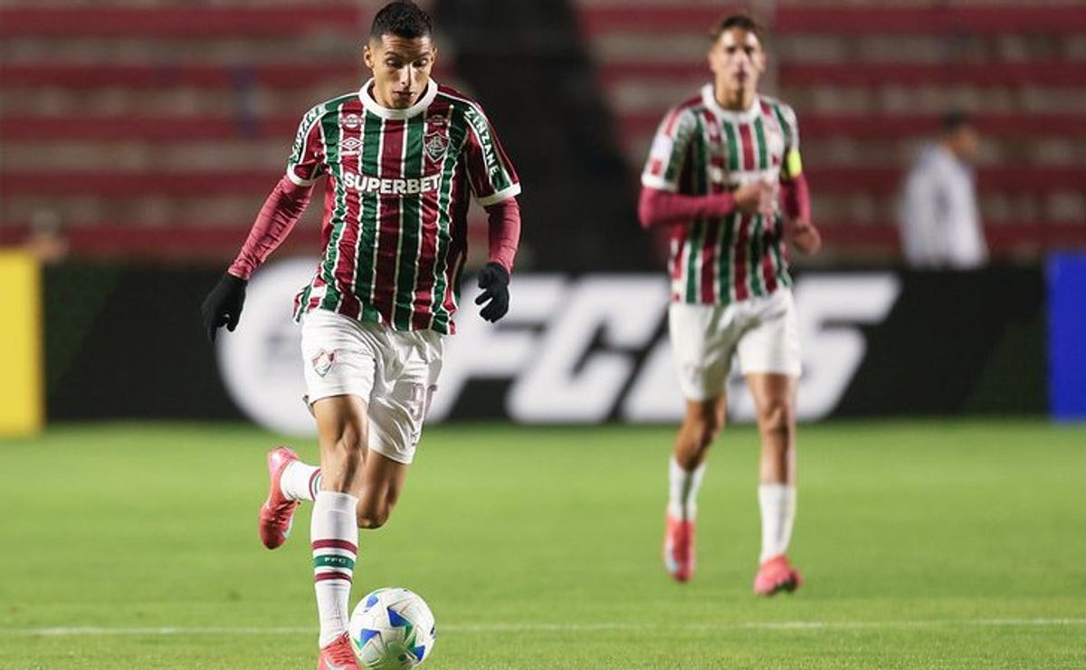 Fluminense decide vaga nas oitavas da Sul-Americana em casa com apoio da torcida