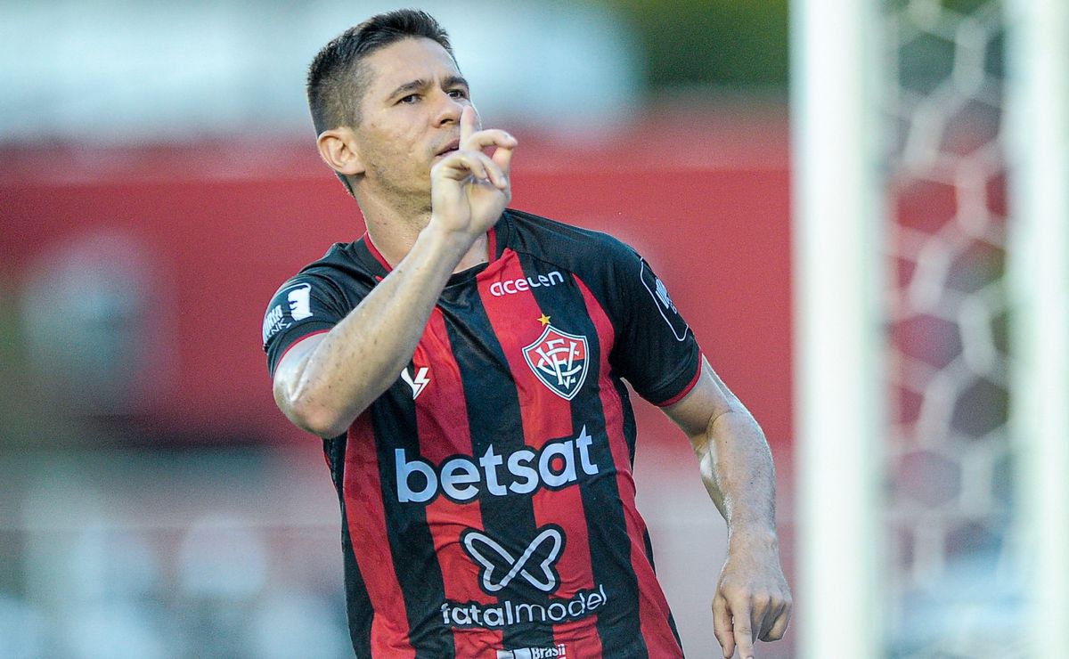 Adversário do Vasco, Osvaldo projeta ‘decisão’ pelo Brasileirão Betano: ”Jogo de seis pontos”