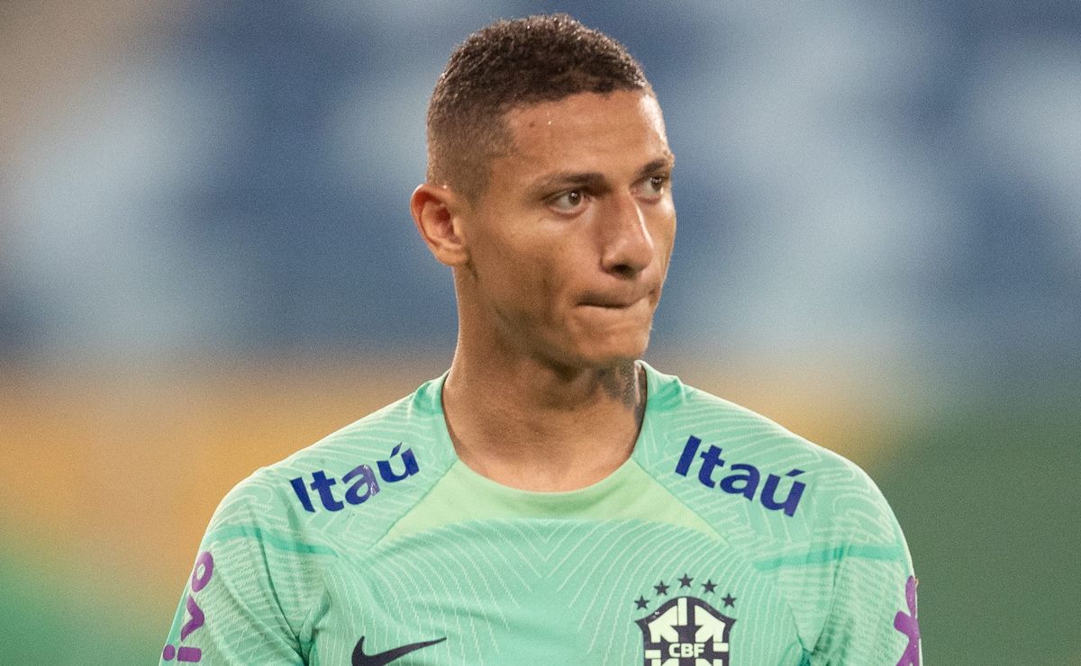 Torcedores do Fluminense, via redes sociais, pedem retorno do atacante Richarlison, do Tottenham-ING