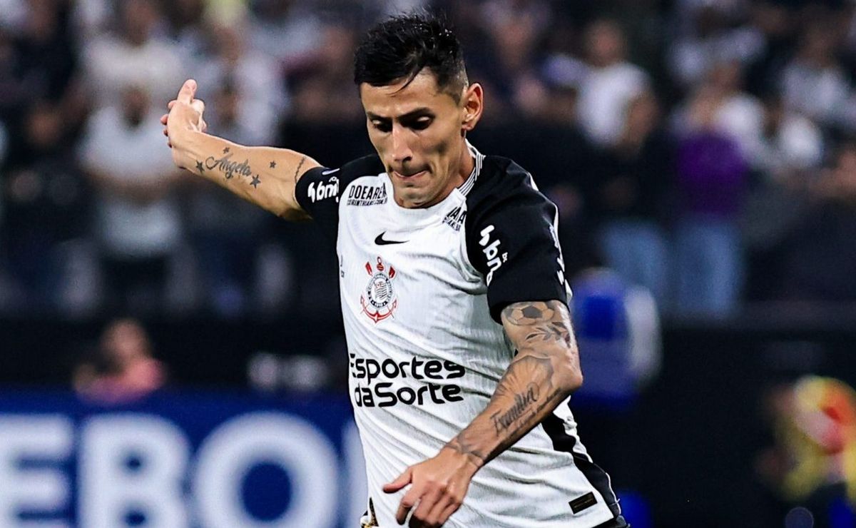 “Temos que vencer”, Fabrizio Angileri projeta duelo decisivo do Corinthians contra o Mirassol