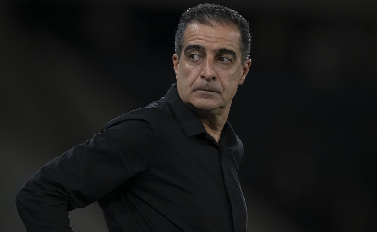 Escalação do Botafogo: Sem Mastriani, Renato Paiva indica 2 mudanças para encarar o Inter