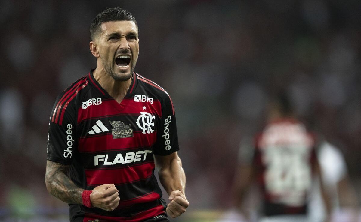 Flamengo vence no Maracanã e Corinthians decepciona no Ligavip