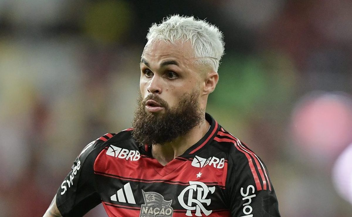Michael de saída do Flamengo tem reviravolta e atacante deve seguir pelo menos até fim do ano