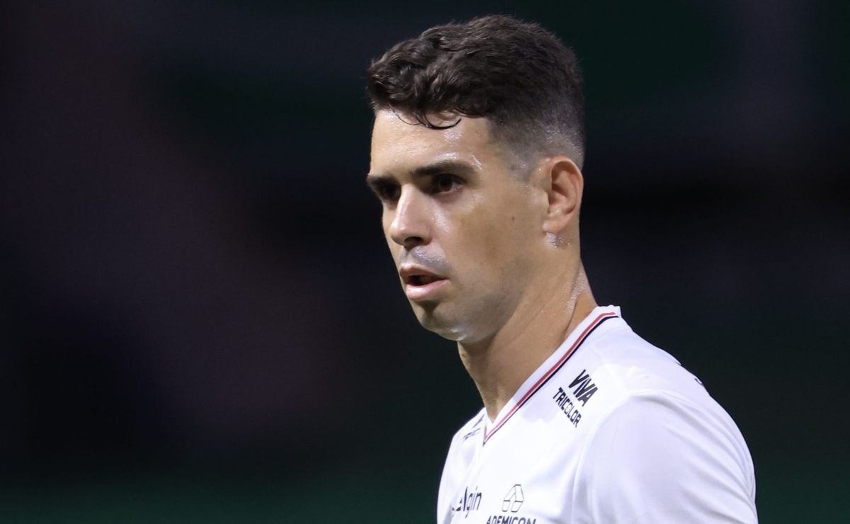 Oscar retorna em Palmeiras x São Paulo e torcida aponta detalhe no clássico