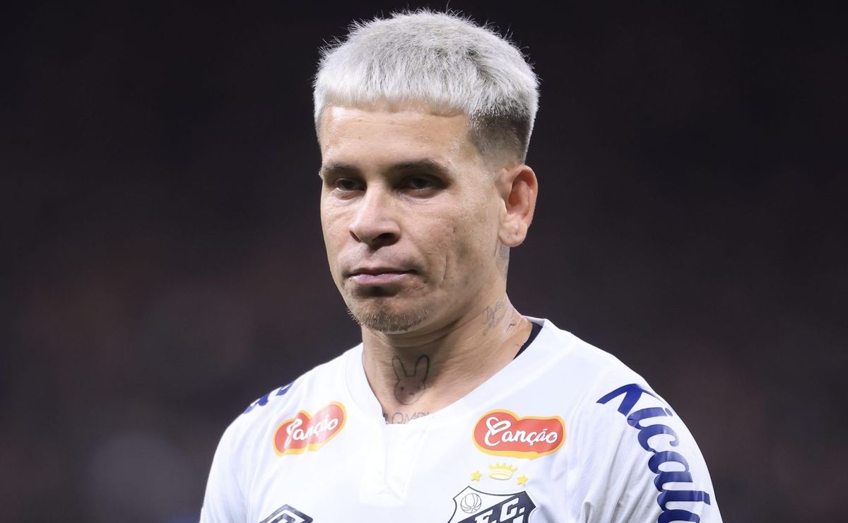 Soteldo vive jejum de mais de 200 dias sem gols e busca recomeço no Santos contra o Ceará