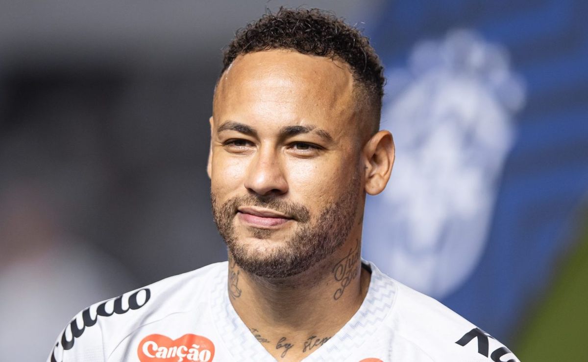 Neymar decide deixar o Santos e se oferece ao Flamengo, afirma Jorge Nicola