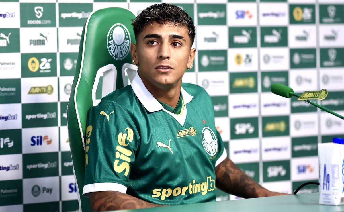 Palmeiras só aceita negociar Facundo Torres com times da Europa a partir de R$ 150 milhões