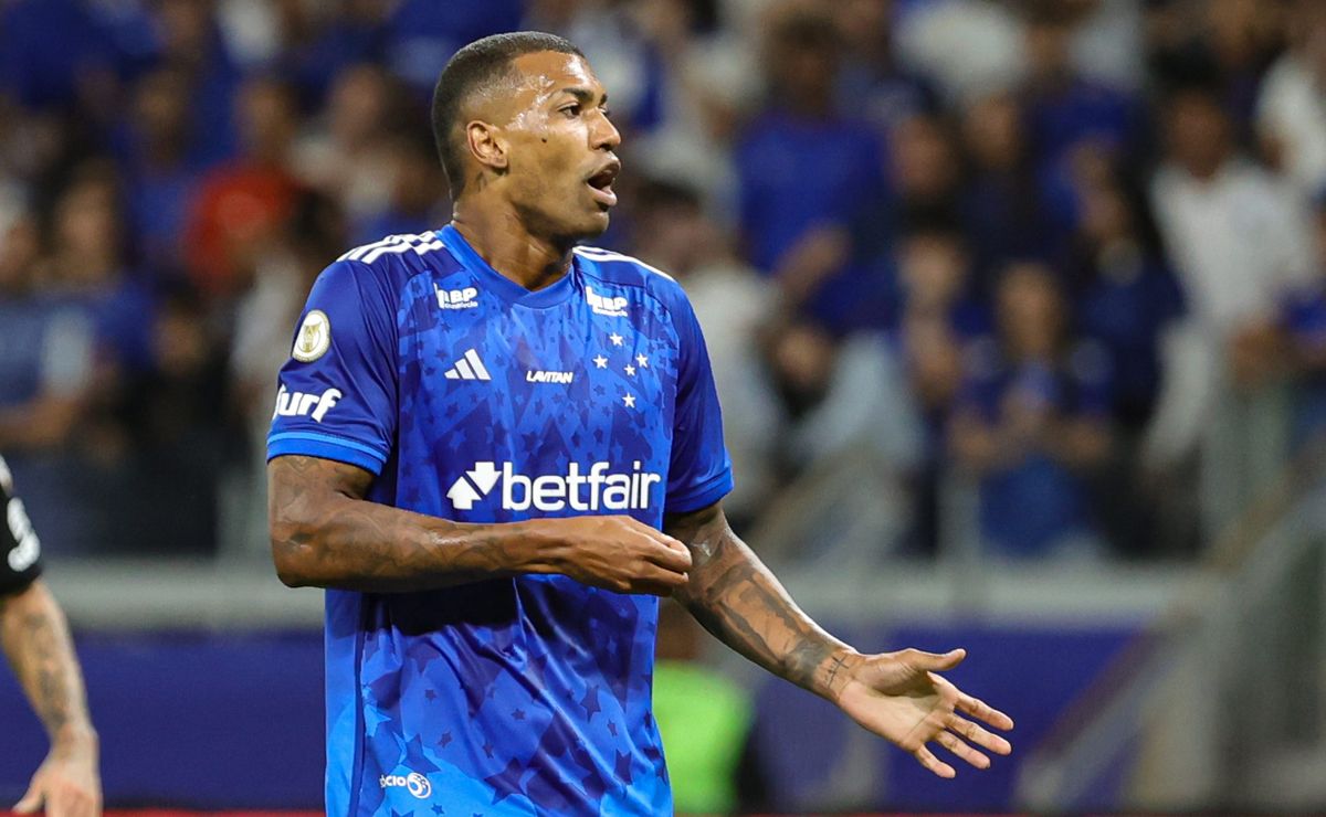 Flamengo avalia Walace, do Cruzeiro, mas jogador não é prioridade