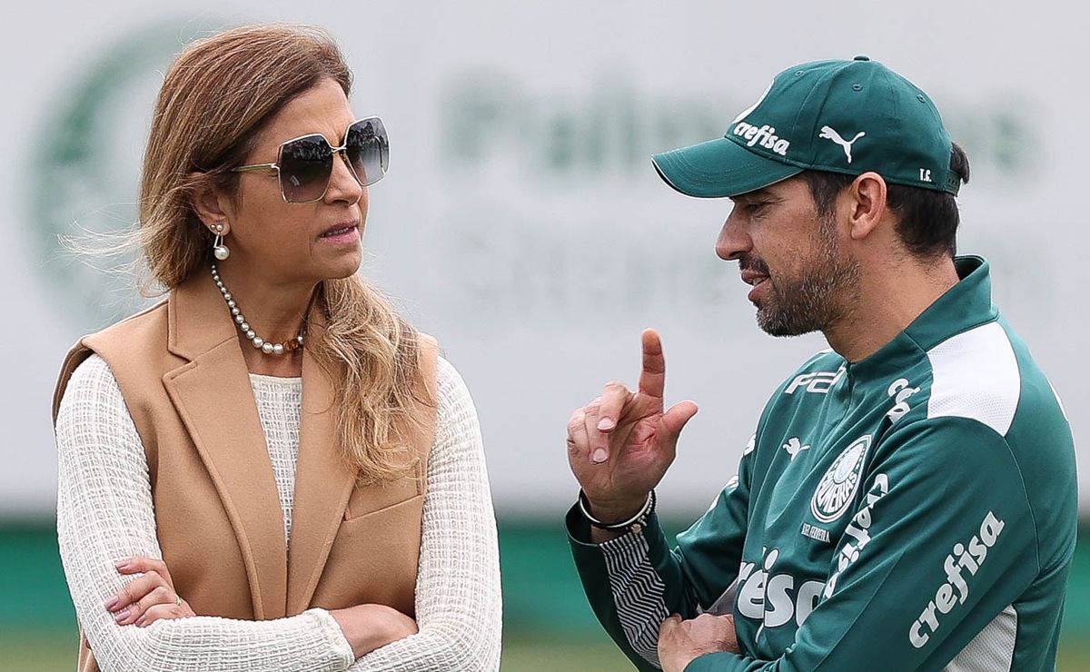 Renovação de Abel Ferreira: empresário chega ao Brasil para negociar; veja o que está em jogo