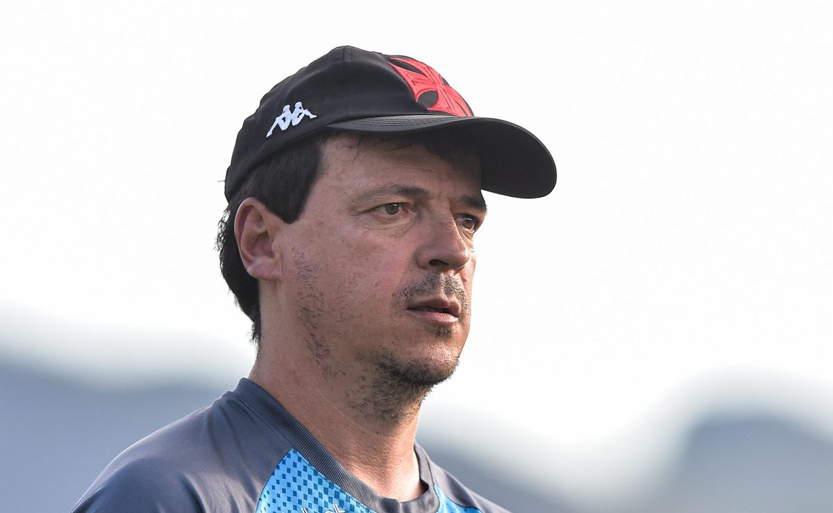 Fernando Diniz comenta por que aceitou fechar com o Vasco e revela propostas de outros times