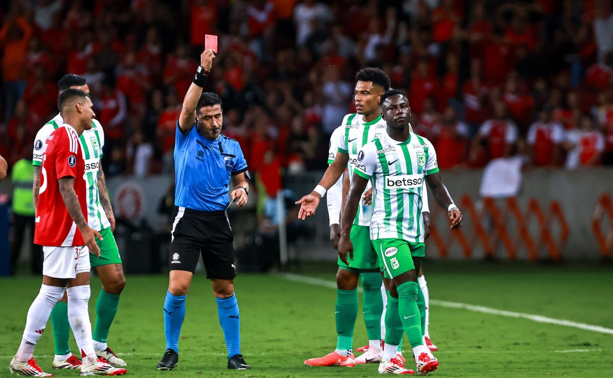 Por que o Palmeiras liberou Marino Hinestroza, destaque do Atlético Nacional na Libertadores