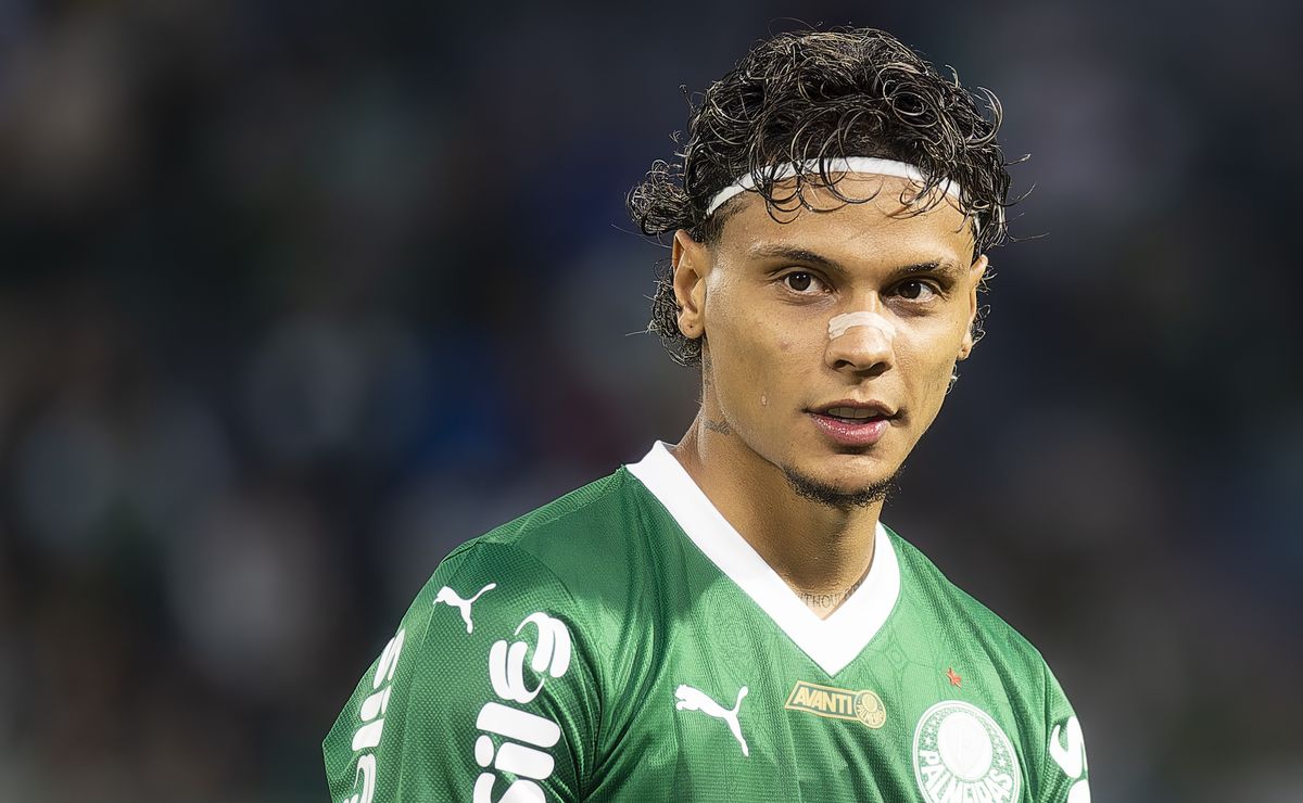 Fulham prepara proposta por Richard Ríos após o Mundial; Palmeiras só negocia por cifra milionária
