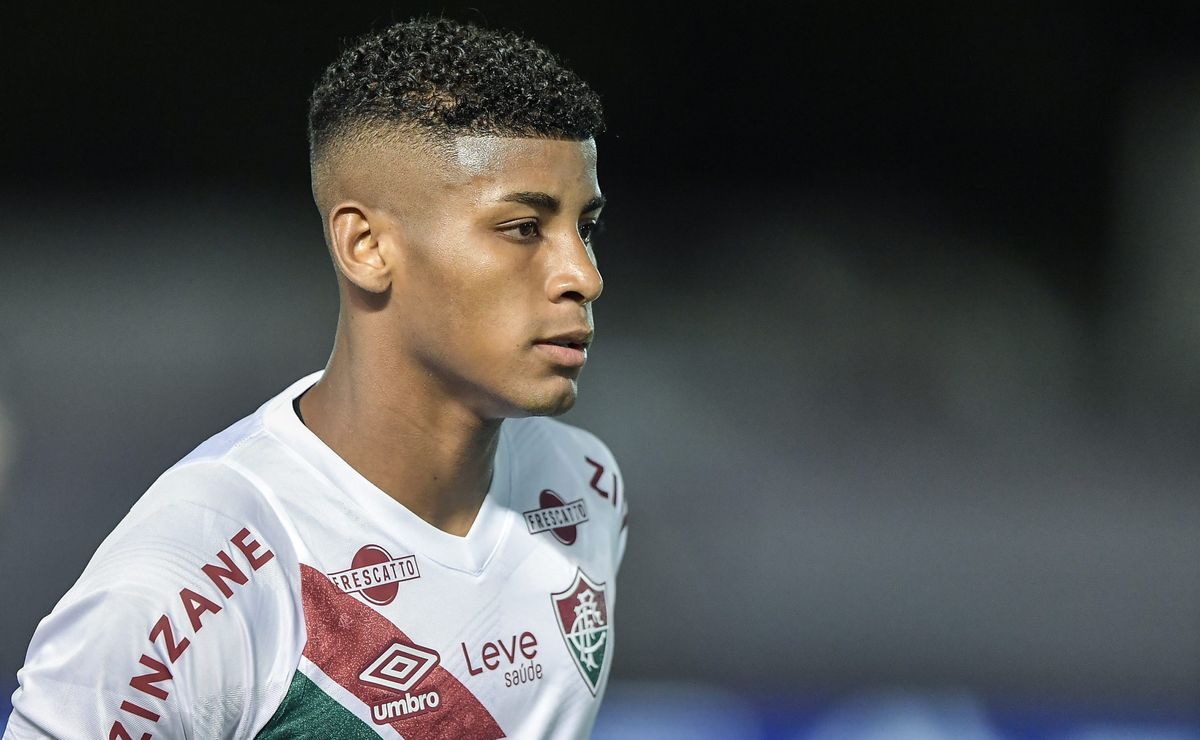Renato Gaúcho fecha questão por Hércules no Fluminense e volante recebe blindagem total