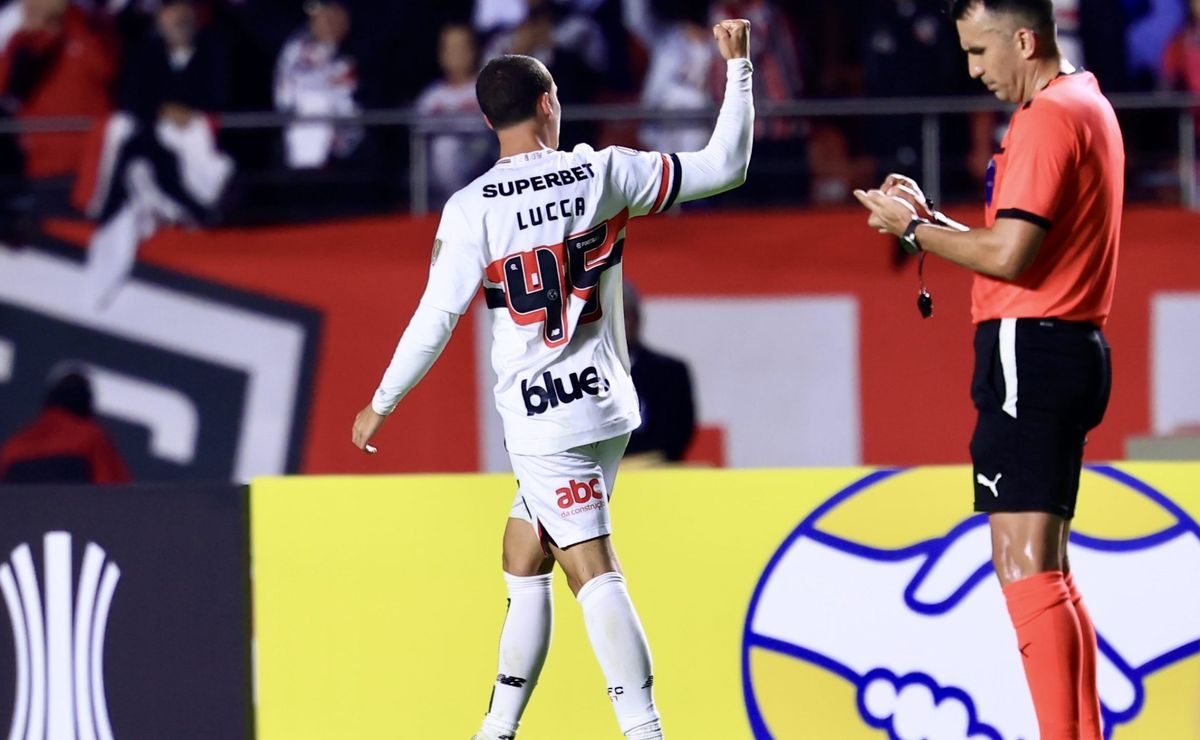 Lucca salva o São Paulo em empate contra o Libertad pela Libertadores