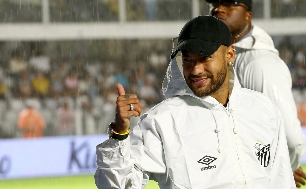Santos faz ação para torcedores do Peixe que foram ao Allianz Parque