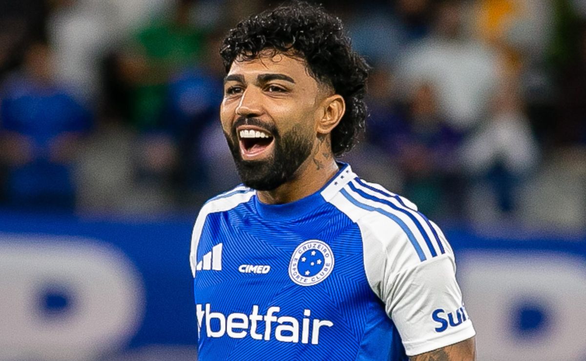 Cruzeiro vira sobre o Palestino com gol de Gabigol e conquista primeira vitória