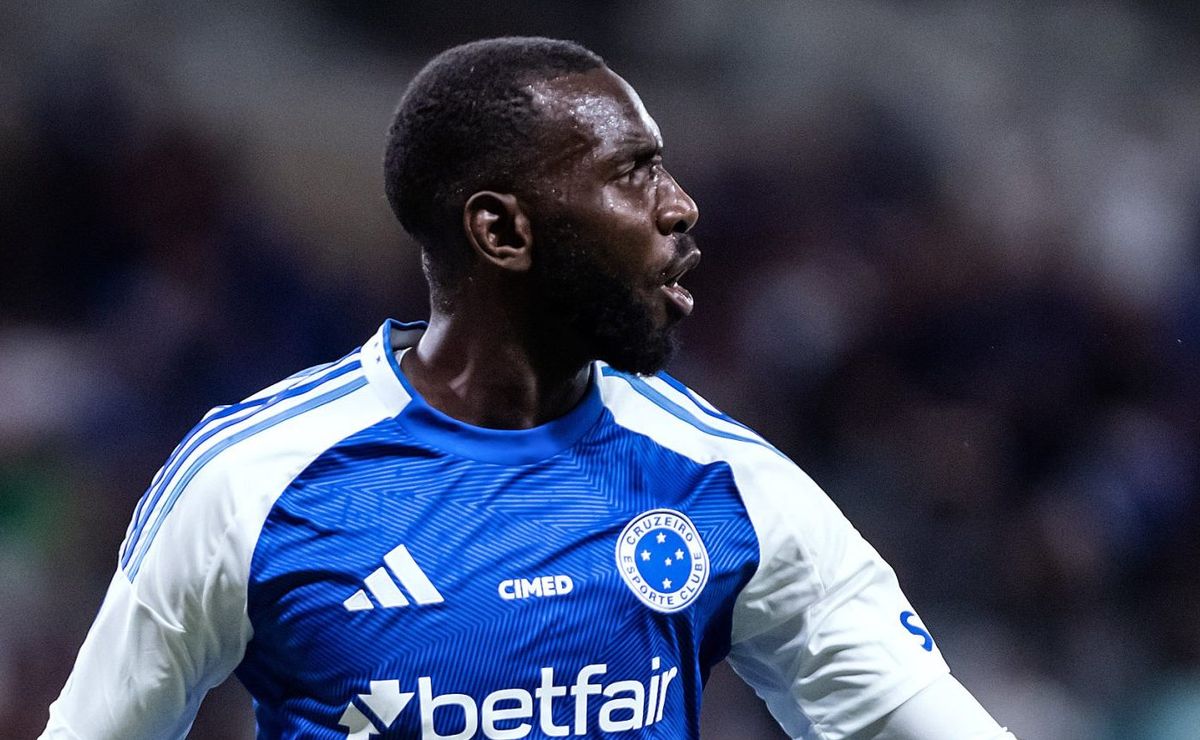 Bolasie comemora vitória do Cruzeiro e projeta clássico contra o Atlético-MG: “Muito feliz”
