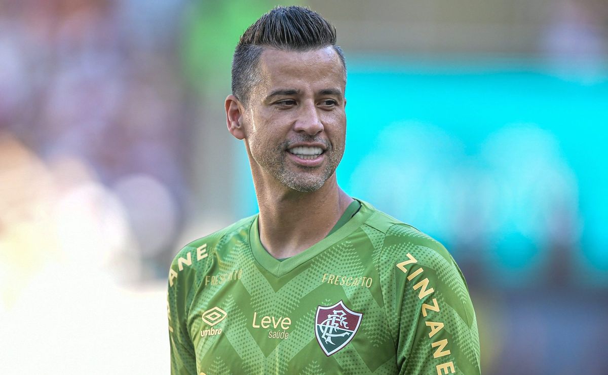 Fábio se aproxima do Top 5 de goleiros com mais jogos sem sofrer gols no Fluminense