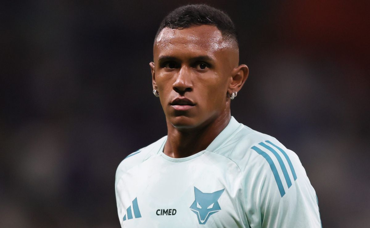 Cruzeiro negocia com Arsenal para remanejar contrato de Marquinhos