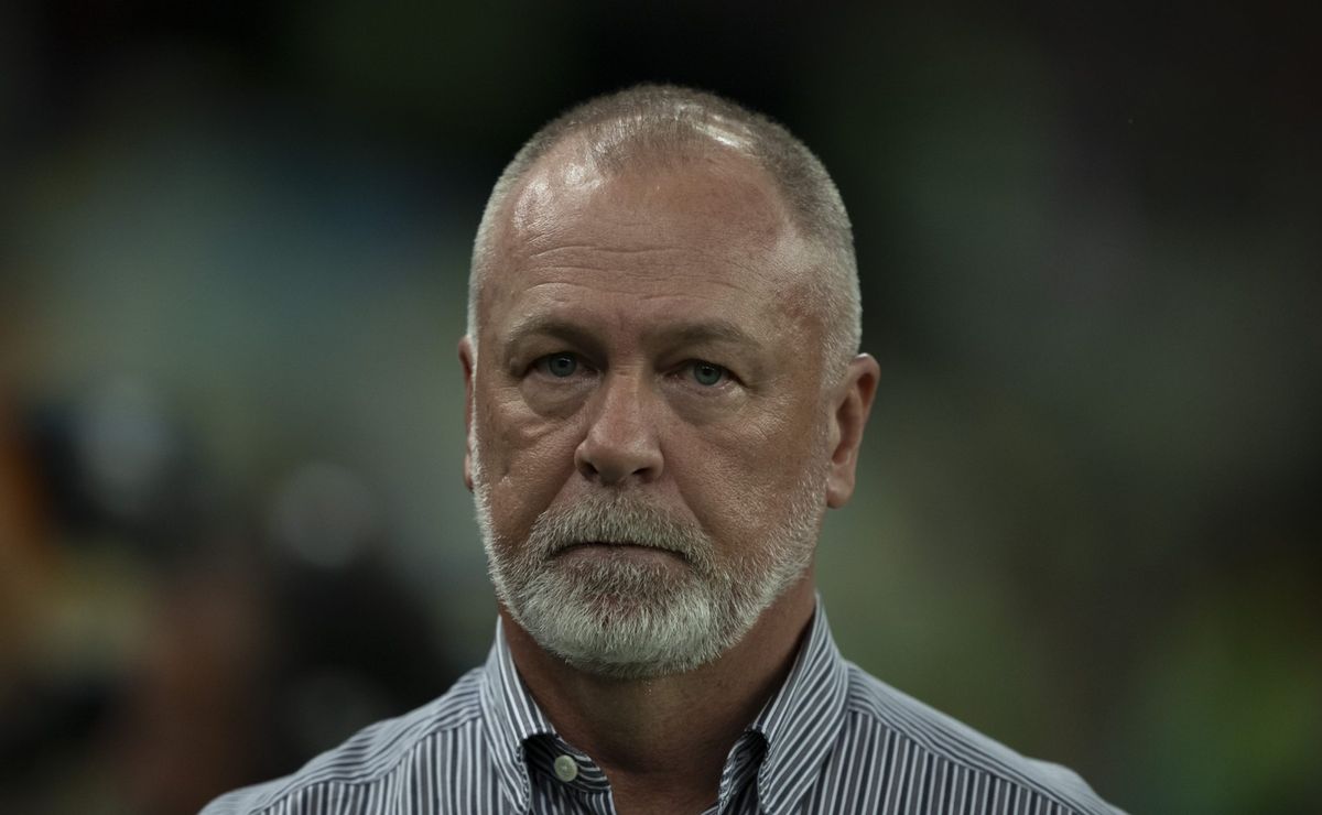 Grêmio perde de virada no MorumBIS e clube entra na zona de rebaixamento