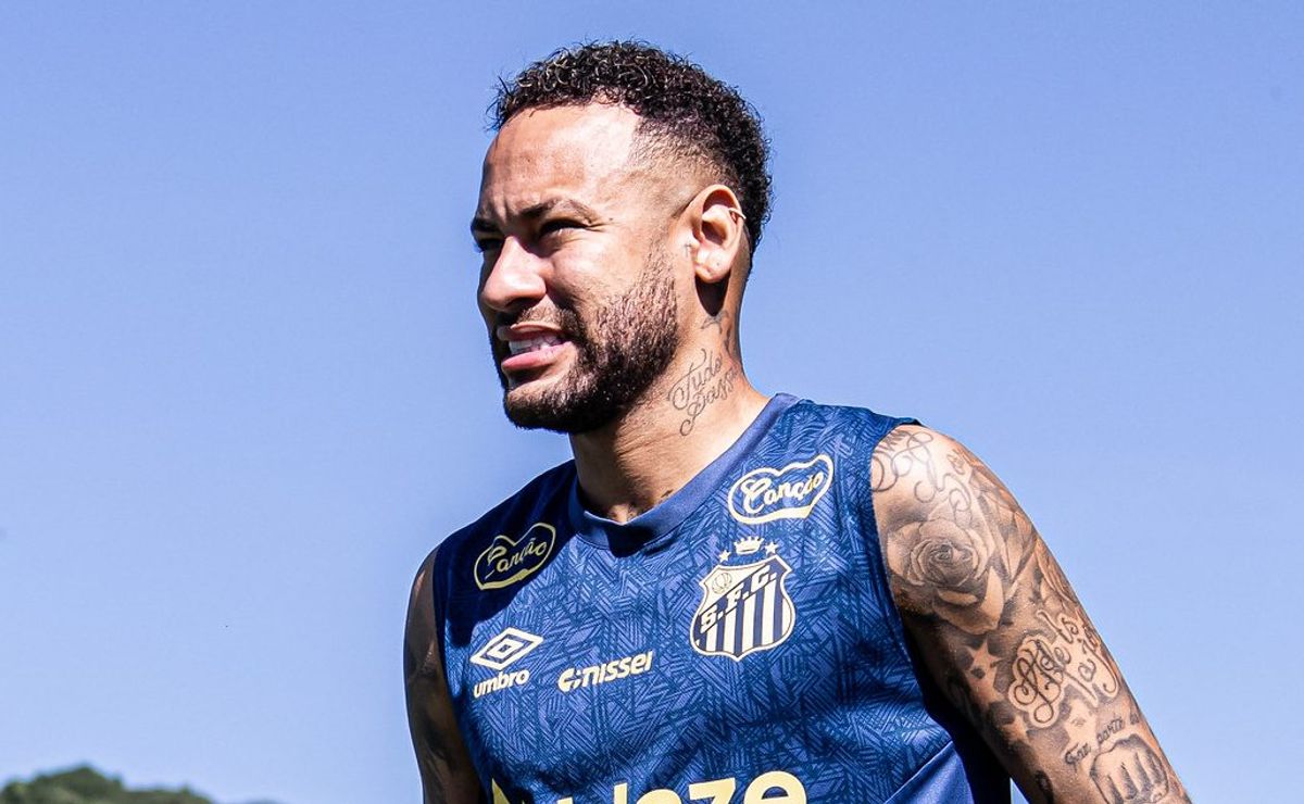 Enquanto o Santos amarga a zona de rebaixamento, Neymar aparece na final da Kings League e revolta torcedores