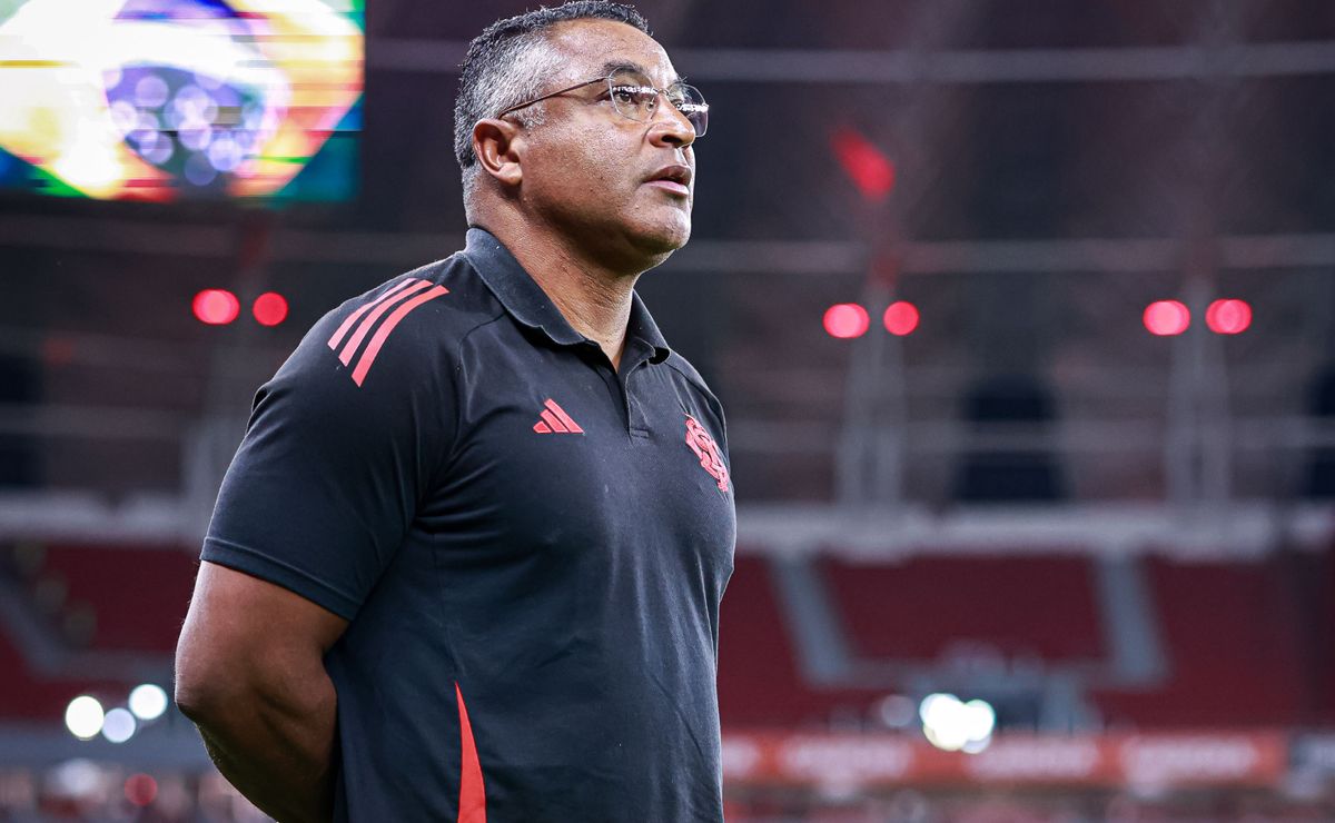 Veja os números do Internacional atuando na nova formação com 3 volantes