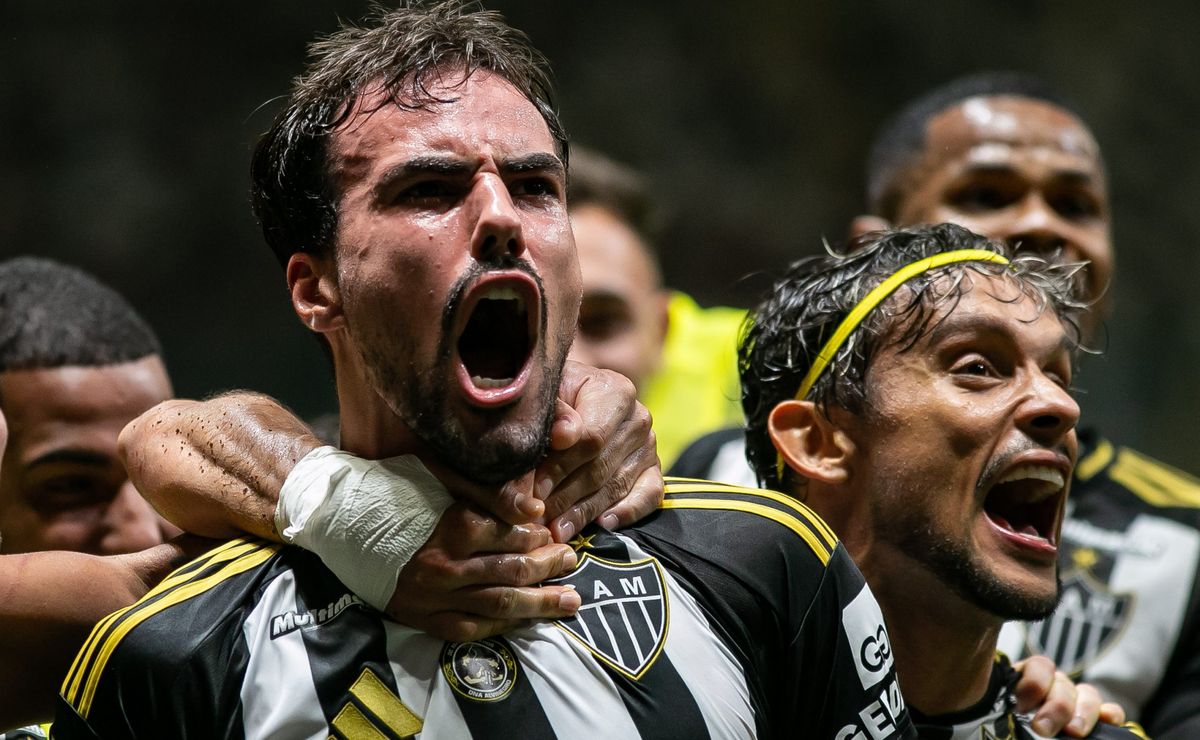 Igor Gomes esquece críticas e sondagens para se consolidar no Atlético-MG