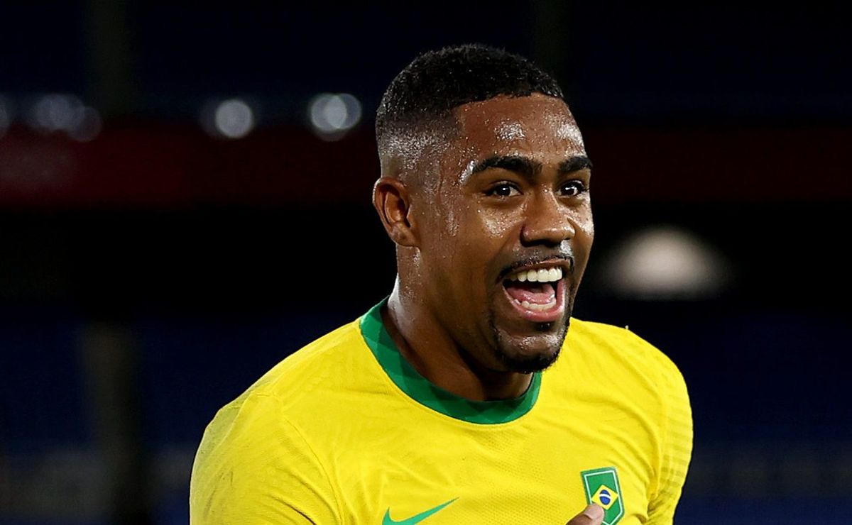 Malcom prioriza volta ao futebol europeu e acordo com Flamengo está descartado, crava jornalista