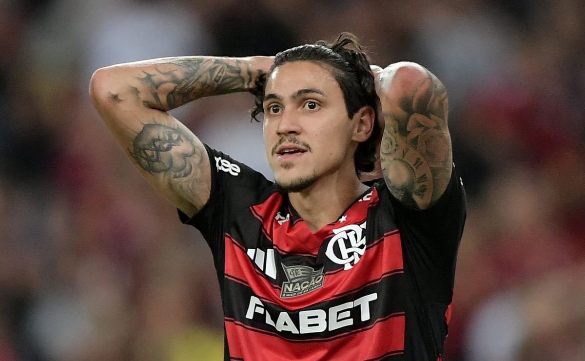 Pedro entende que salário no Flamengo está abaixo e staff do atacante quer aumento para renovar
