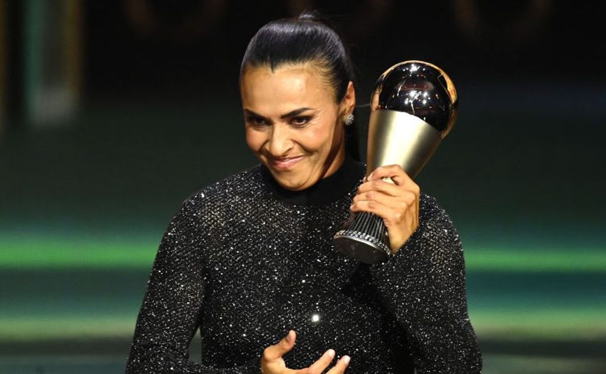 IFFHS elege Marta como a maior jogadora da história do futebol