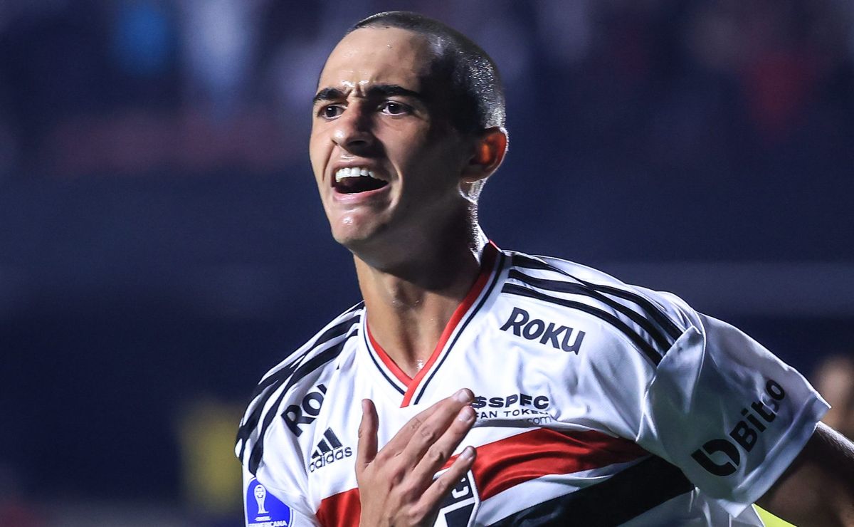 Elogiado por Zubeldia, Rodriguinho recusou propostas de times da Série A para dar a volta por cima no São Paulo