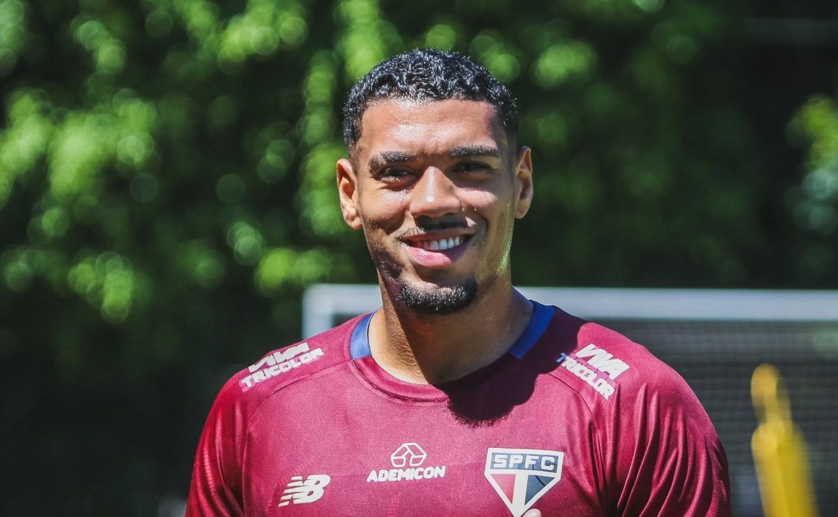 São Paulo já pensa em plano B e vai atrás de novo zagueiro em caso de saída de Ruan