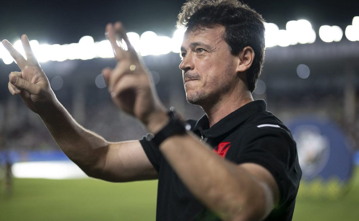 Fernando Diniz é sincero sobre reencontro com o Fluminense e afirma: “É Vasco 100%”