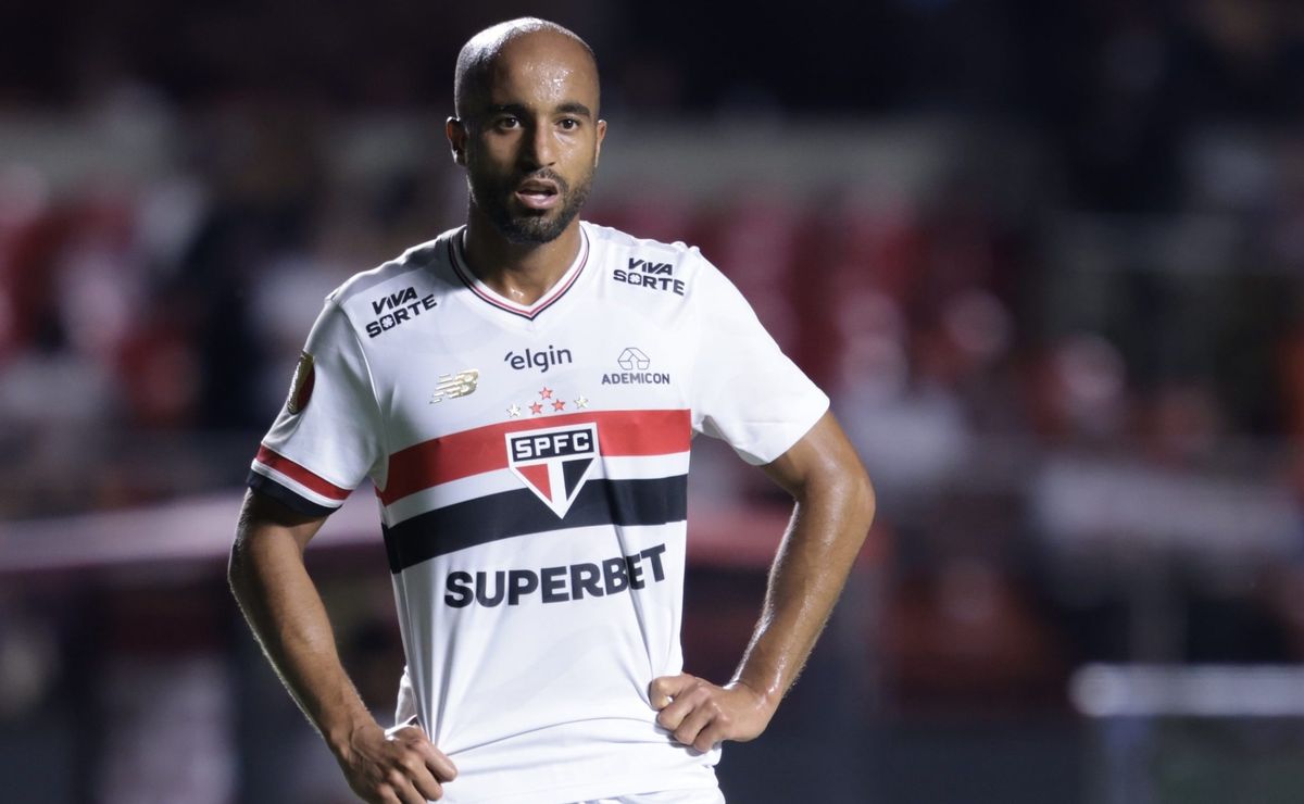 Lesões de Lucas Moura preocupam Casares e São Paulo cogita ir ao mercado atrás de um substituto para o camisa 7