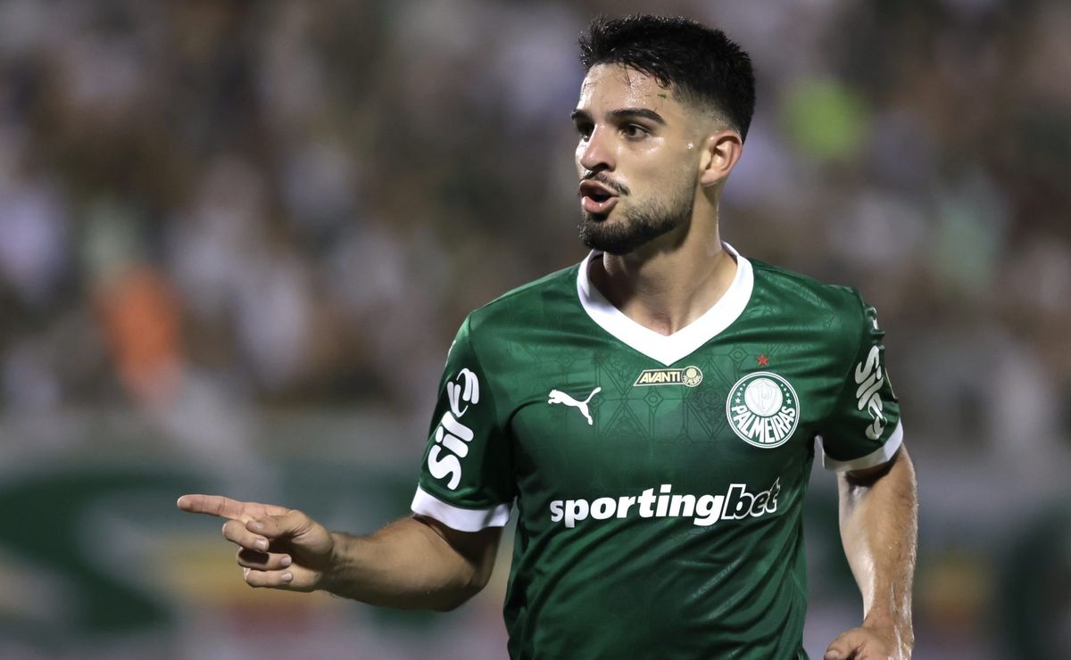 Flaco López projeta contra contra o Flamengo e ressalta preparação intensa no Palmeiras