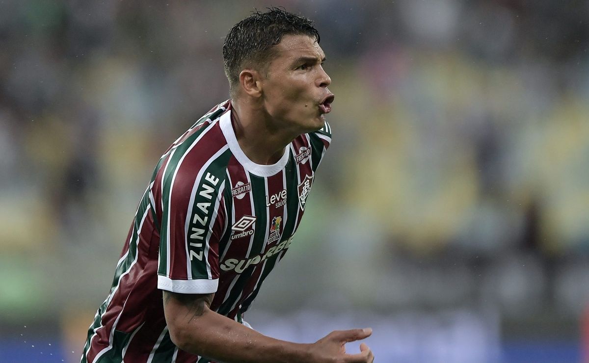 Renato Gaúcho elogia Thiago Silva e detalha estratégia defensiva no clássico