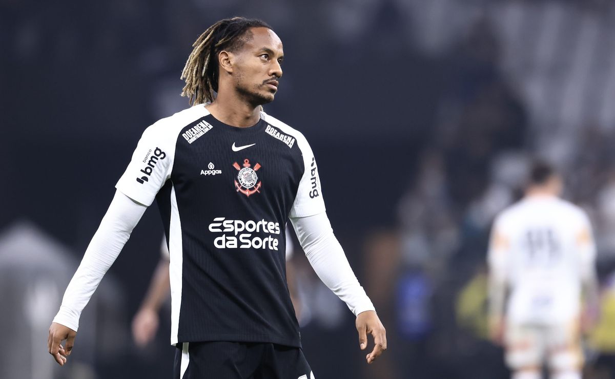 Carrillo analisa empate do Corinthians no Brasileirão e destaca importância de não ser vazado