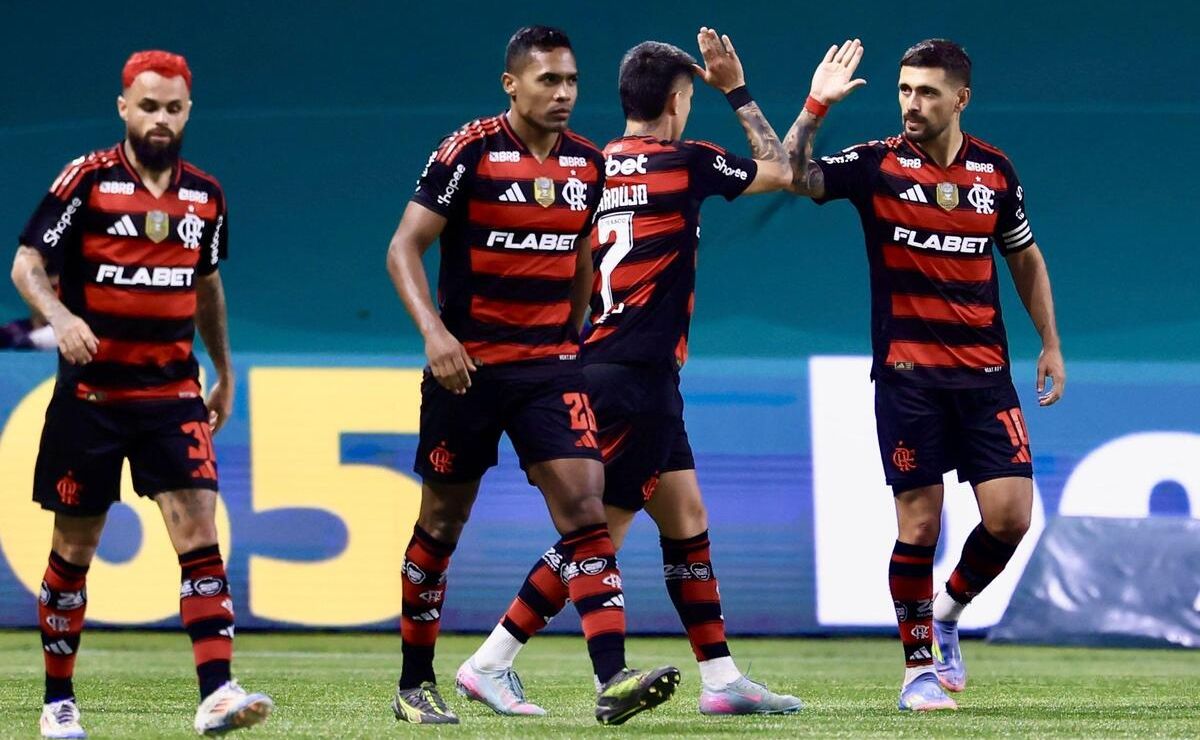 Ligavip: Flamengo supera o Palmeiras e rende 37 pontos