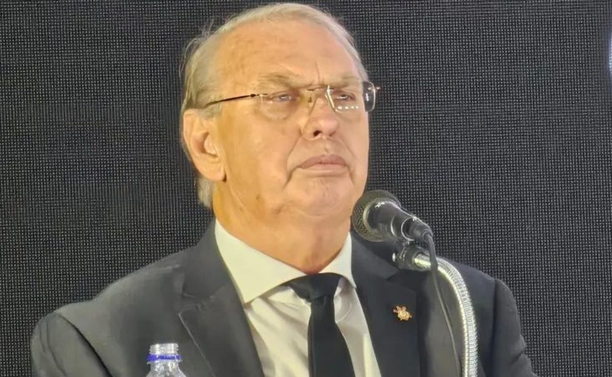 “Novo ciclo vitorioso”; Augusto Melo é afastado do Corinthians e Osmar Stabile faz promessa como novo presidente