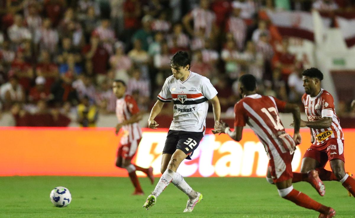 Ferraresi pode desfalcar o São Paulo contra o Vasco após confirmação da convocação para Venezuela