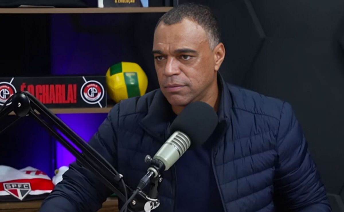 “É banco de um clube brasileiro”; Denílson Show critica Ancelotti ter convocado Danilo, do Flamengo