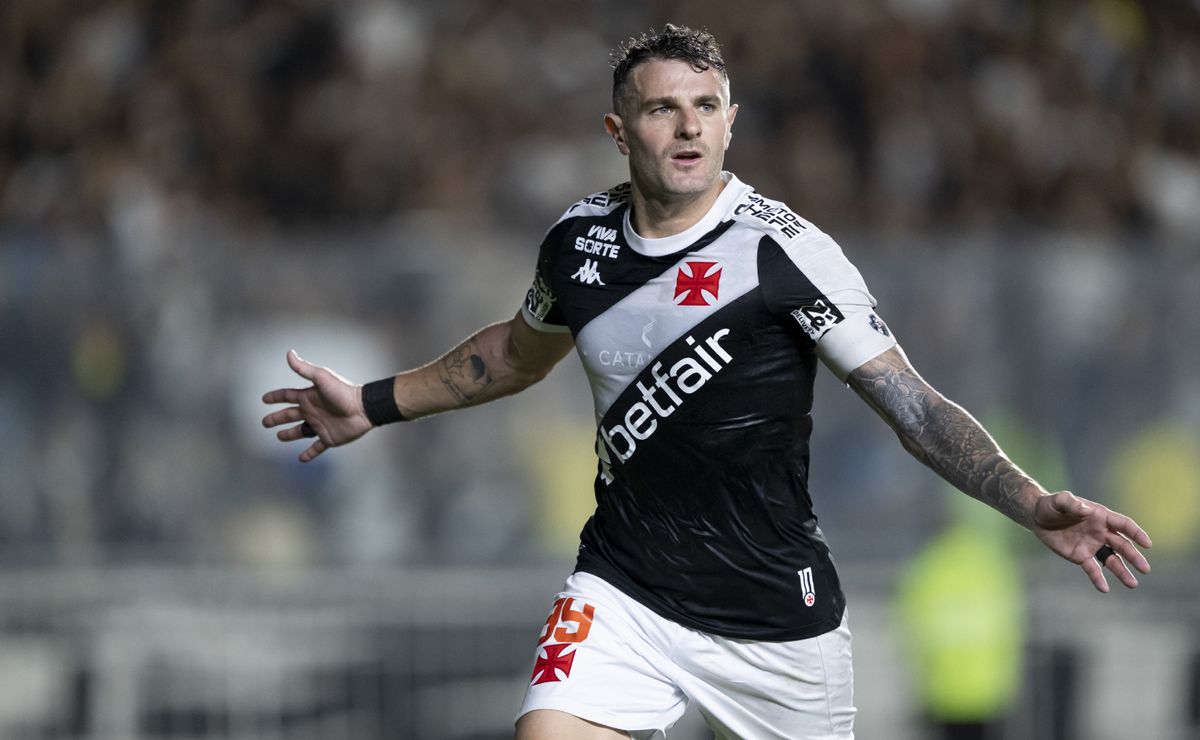 Artilheiro do Vasco, Vegetti atinge marca de 20 participações em gols na temporada