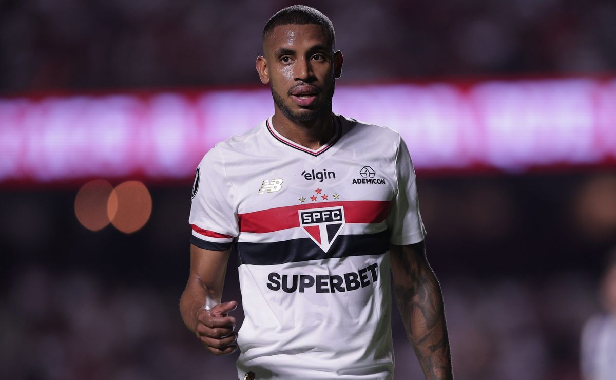 Cédric Soares e André Silva lesionados deixam São Paulo em alerta para próximos jogos