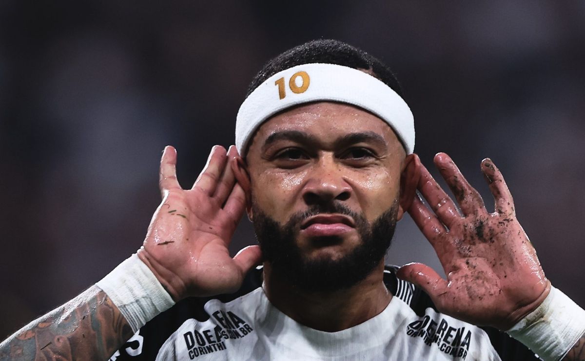 Memphis Depay queria o Flamengo, mas Corinthians fechou negócio após recusa rubro-negra