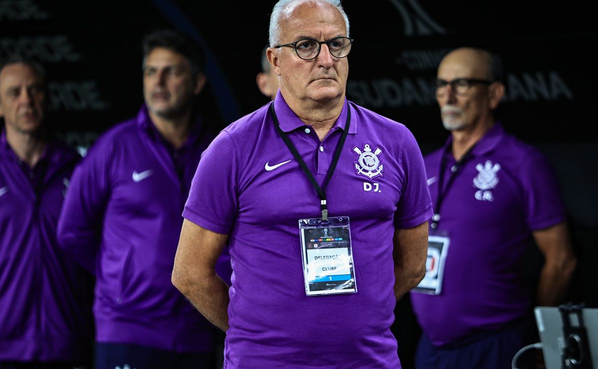 Dorival Júnior faz 1 mês no Timão em meio a rodízios, poucos treinos e cenário político caótico